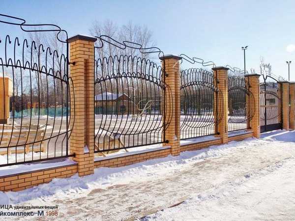 Забор, ворота, калитка по индивидуальному проекту